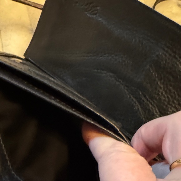 Crocodile Embossed Crossbody Bag - Picture 8 of 16